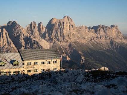 Rifugio Bolzano: un’escursione sullo Sciliar Rifugio Bolzano: un’escursione sullo Sciliar