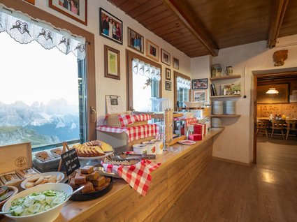 Rifugio Bolzano: un’escursione sullo Sciliar Rifugio Bolzano: un’escursione sullo Sciliar