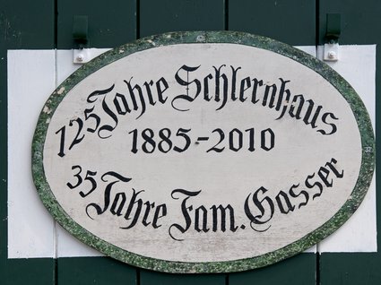 A Dolomite hut with an eventful history A Dolomite hut with an eventful history