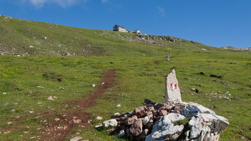Una fantastica escursione con pernottamento in rifugio Una fantastica escursione con pernottamento in rifugio